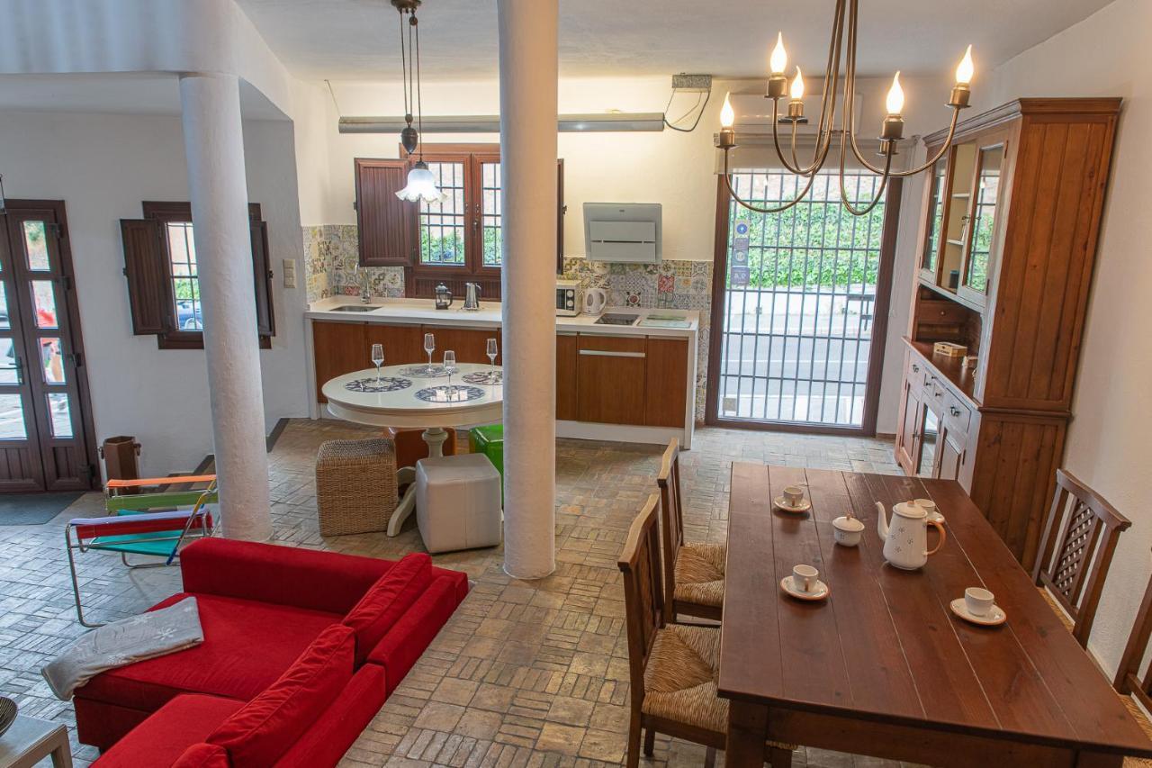 El Pensamiento Duplex Apartment Ronda Luaran gambar